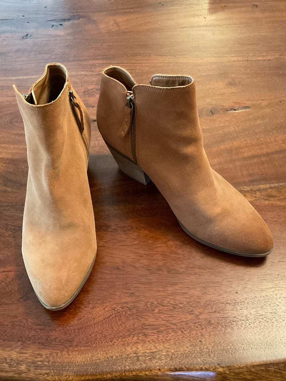 FRYE Tan Suede Ankle Boots size 10